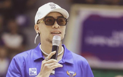 Chàng kiến trúc sư bỏ nghề đi làm MC hoạt náo trên sân bóng rổ