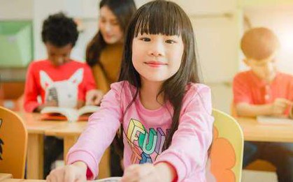 Người Mỹ dạy môn Văn và ngữ pháp tiếng Anh thế nào?