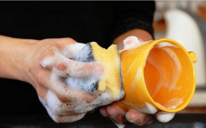 Xà phòng rửa bát có gây ung thư không? Câu trả lời khiến nhiều người ngã ngửa