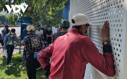 Ròng rã nhiều tháng xin việc, nhiều lao động ở Bình Dương vẫn thất nghiệp