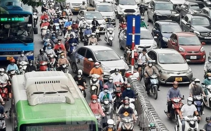 Hà Nội đồng ý phân làn đường Nguyễn Trãi đến 31/12 và xử lý xe vi phạm