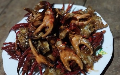 Về miền Tây "say ngất ngây" với cua đồng