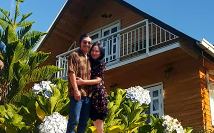 Đôi vợ chồng U60 nghỉ hưu sớm, đầu tư 4 tỷ lên Đà Lạt mua đất, xây nhà gỗ sống như mơ