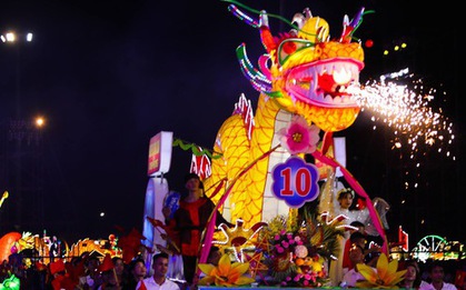 Vui hết cỡ ở lễ hội Trung thu lớn nhất Việt Nam