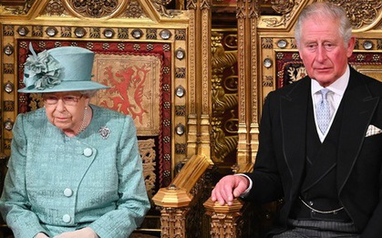 Vua Charles III chia sẻ về giây phút Nữ hoàng băng hà: "Khoảnh khắc buồn nhất cuộc đời tôi"