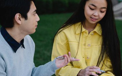 Có kỹ năng giao tiếp tốt, tân sinh viên sẽ nhận được 5 lợi ích này