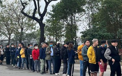 VFF trả vé chung kết AFF Cup 2022, thị trường "chợ đen" nhộn nhịp
