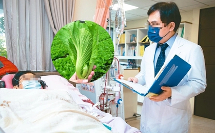 Người đàn ông chạy thận cấp cứu chỉ vì ăn quá nhiều 1 loại rau ai cũng tưởng càng ăn càng tốt cho sức khỏe