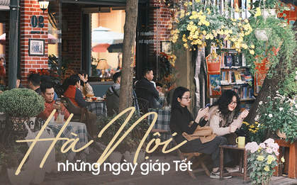 Chủ nhật cuối cùng của năm cũ: Người Hà Nội rủ nhau đi cà phê, ngắm phố phường ngập tràn sắc xuân