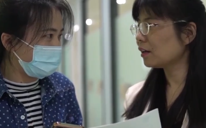 Con gái 2 tuổi đã thuộc lòng bài văn nghìn ký tự, 3 tuổi đọc thơ vèo vèo: Mẹ cứ ngỡ là thần đồng, đưa đi khám bác sĩ mới chết lặng