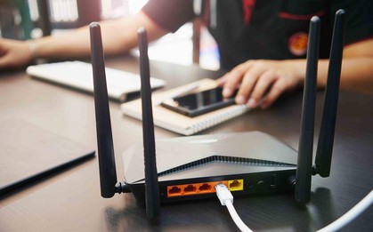 Vì sao nên tắt Wi-Fi khi rời khỏi nhà trong thời gian dài?