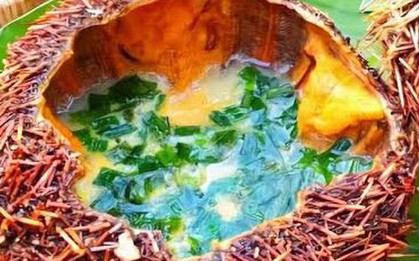 Chuyên trang nước ngoài khen ngợi món ăn đường phố ở vùng biển Việt Nam: Sự kết hợp đặc biệt và độc đáo