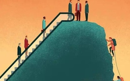 Cuộc họp lớp sau 20 năm khiến tôi nhận ra 3 chân lý: Đường đi càng dễ càng gặp nhiều hiểm nguy, đằng sau mỗi món quà luôn có một mặt tối