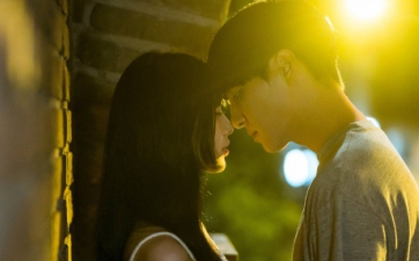 Suzy "tình bể tình" bên "bạn trai", ngọt ngào thế này phim không hot mới lạ