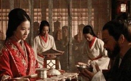 Sở thích lạ của Tào Tháo chỉ lấy phụ nữ góa phụ, hóa ra đằng sau có ẩn tình