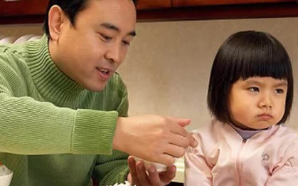 3 kiểu hành vi cha mẹ cần sửa nếu không muốn con trở thành đứa trẻ ích kỷ