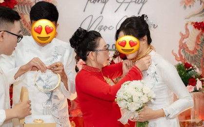 Trò cưng thời HLV Park Hang-seo kết hôn, khoe vàng đeo rủng rỉnh