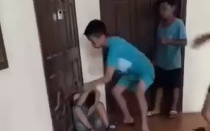Nam sinh bị bạn đánh đến sang chấn tâm lý: Sở GDĐT Hà Nội xử lý thế nào?