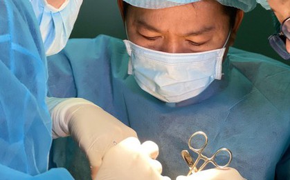 Cô gái 21 tuổi khốn khổ vì chỉ thở bằng đường miệng