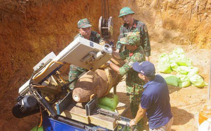 Quả bom "cực kỳ nguy hiểm" còn sót lại sau chiến tranh ở Quảng Bình