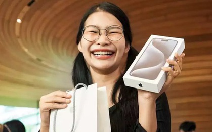 Giá iPhone 15 ở Việt Nam còn "rẻ chán": Đây là quốc gia bán iPhone 15 Pro Max đắt kinh hoàng - Gần 50 triệu