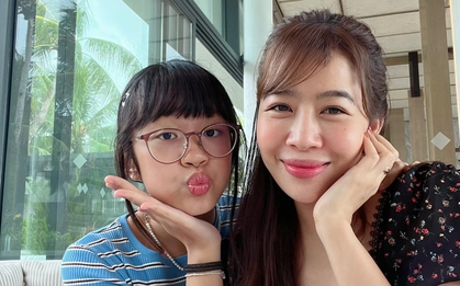 Đoạn tin nhắn của MC Diệp Chi và con gái khiến bao bà mẹ xúc động và ngưỡng mộ: "Làm mẹ thực sự rất khó"