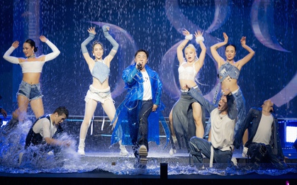 Live concert 1589 Hà Nội: Trung Quân tự thử thách với đêm nhạc hơn 3 tiếng, trưng trổ và thăng hoa nhưng cũng khó tránh những điểm trừ