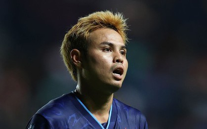“Vua cùi chỏ” Bunmathan văng tục, châm ngòi bạo loạn tại Cúp C1 châu Á