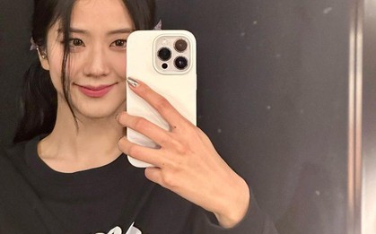 Jisoo (BLACKPINK) là "dân cuồng" iPhone chính hiệu, riêng tiền sắm ốp lưng thôi cũng đủ mua iPhone 15