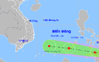 Bão Jelawat đang hướng vào Biển Đông