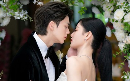 Cặp tình nhân đẹp nhất màn ảnh Hàn năm 2023