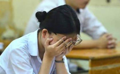 Cán bộ coi thi phát nhầm đề, học sinh THPT toàn tỉnh Bình Dương suýt phải thi lại