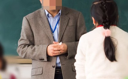 Thầy giáo bị bắt vì tấn công tình dục nữ sinh trong ký túc xá