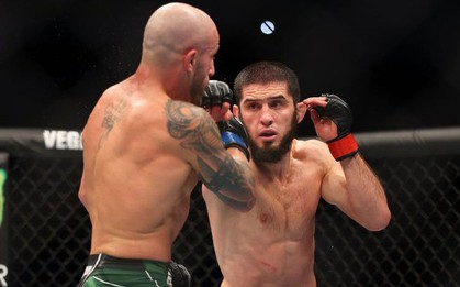 Makhachev đánh bại Volkanovski trong trận đấu lịch sử, bảo vệ thành công đai hạng nhẹ UFC