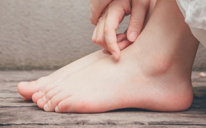 Không khí lạnh sắp tới, đi chơi lễ mặc gì thì mặc cũng phải nhớ giữ ấm cho 5 bộ phận này trên cơ thể kẻo sinh bệnh
