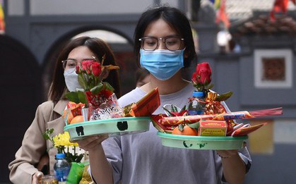 Dịch vụ cầu duyên ở chùa Hà thu bộn tiền dịp Valentine