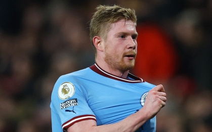 De Bruyne rực sáng đưa Man City trở lại ngôi đầu Ngoại hạng Anh