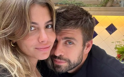 Bạn gái lần đầu xuất hiện bên Pique sau khi phải "lẩn trốn" vì bài hát mới của Shakira