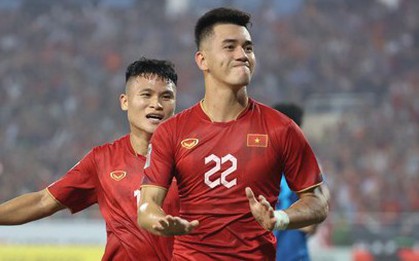 Tiến Linh đứng thứ 29, Theerathon vào tốp 10 Quả bóng vàng châu Á