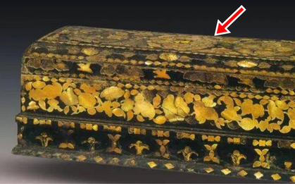 Nhặt tổ chim, 3 cậu bé vô tình tìm thấy quan tài gỗ khảm vàng, chuyên gia: "Kho báu" bên trong mới quý, nó đáng giá 17.000 tỷ đồng