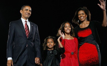 Từng là những đứa trẻ được cả thế giới quan tâm, 2 cựu đệ nhất tiểu thư nhà Obama bây giờ ra sao?