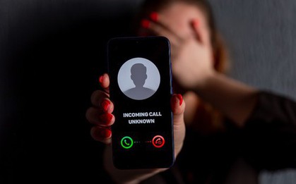 Kỳ lạ chiêu lừa khiến nhiều người bắt máy ngay khi thấy số lạ gọi tới: Cảnh giác đến mấy vẫn dễ "sảy chân"
