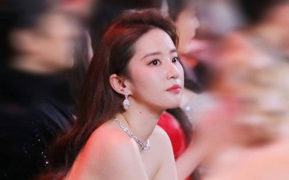 Thị phi bủa vây Lưu Diệc Phi chỉ sau một đêm