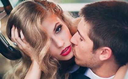 Quý cô con nhà đại gia vàng bạc "khóc thầm" vì quá hoàn hảo nên... ế chồng
