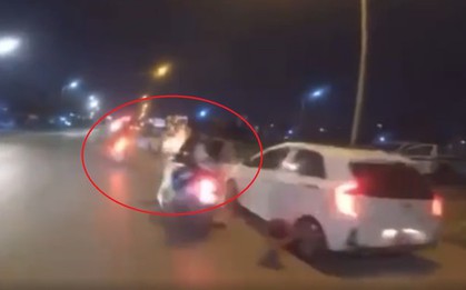 Kinh hoàng "quái xế" tông văng chiến sĩ CSGT