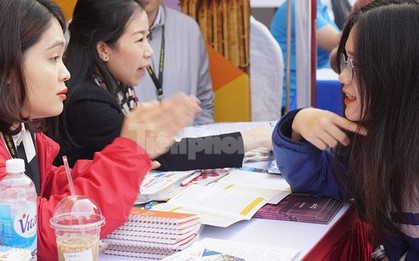 Tuyển sinh ĐH 2023: Chỉ 2% thí sinh xác nhận nhập học, có cần thiết tổ chức kỳ thi riêng?