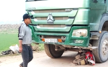 Tai nạn giao thông làm 3 mẹ con chết thương tâm ở Nghệ An: Tạm giữ tài xế xe tải