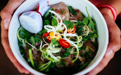 Tạp chí Mỹ: Ăn xong món này ở Việt Nam thấy ngày bừng sáng, xứng đáng là bữa sáng ngon nhất ở châu Á!