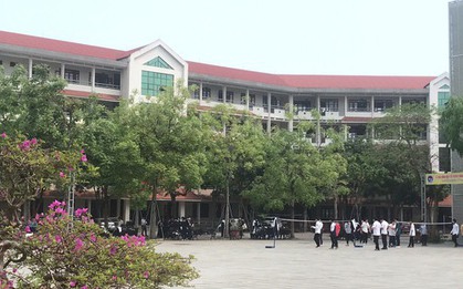 Vụ nữ sinh tự vẫn: Mẹ cùng con từng lên trường xin chuyển lớp nhưng không được đồng ý?