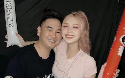 Xoài Non bị chê đi sự kiện mà chỉ lo bấm điện thoại